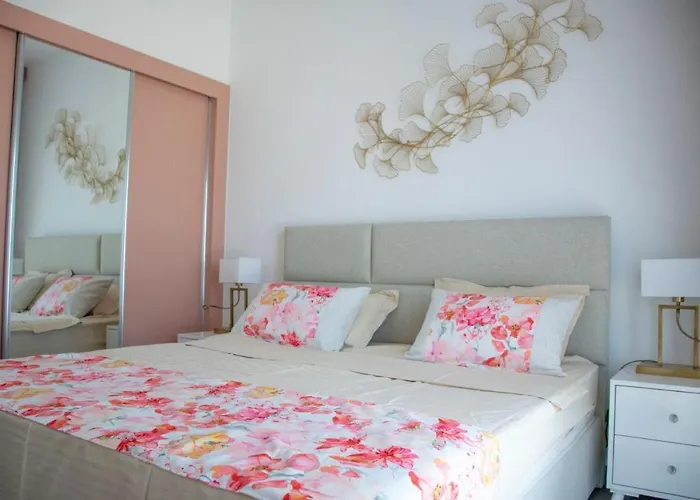 Apartmán Exclusive Penthouse With Jacuzzi And Gas Barbecue