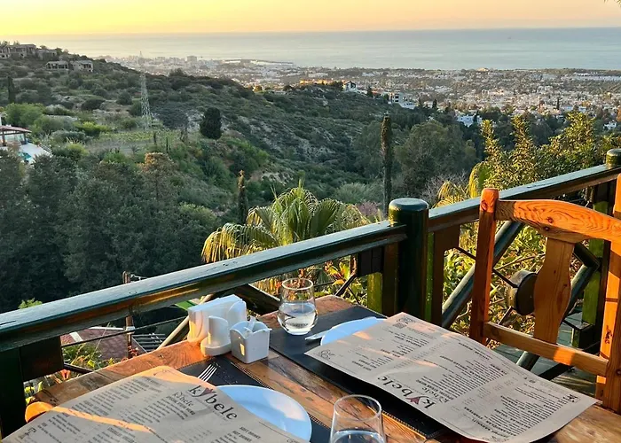 Apartmán Exclusive Penthouse With Jacuzzi And Gas Barbecue Kyrenia (Northern Cyprus)