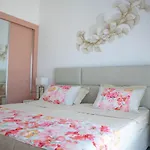 公寓 Exclusive Penthouse With Jacuzzi And Gas Barbecue