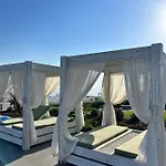 Exclusive Penthouse With Jacuzzi And Gas Barbecue * 凯里尼亚