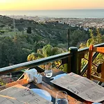 公寓 Exclusive Penthouse With Jacuzzi And Gas Barbecue 凯里尼亚