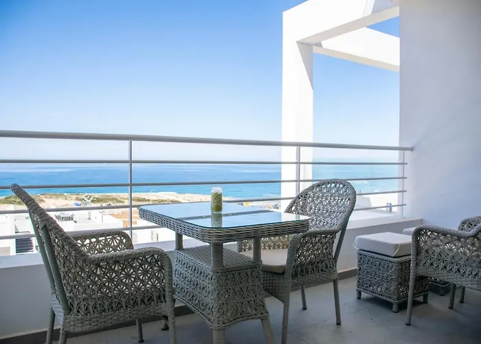 Apartamento Exclusive Penthouse With Jacuzzi And Gas Barbecue Kyrenia (Northern Cyprus)