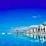 Exclusive Penthouse With Jacuzzi And Gas Barbecue Kyrenia (Northern Cyprus)