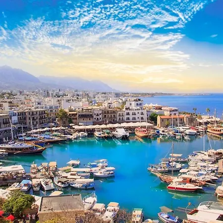 Exclusive Penthouse With Jacuzzi And Gas Barbecue Kyrenia (Northern Cyprus)